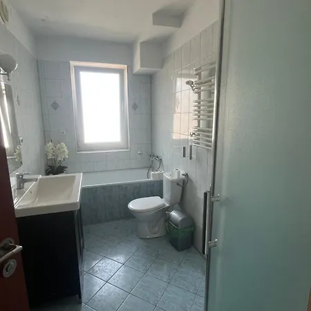 Goscinne Halina Homestay Leba